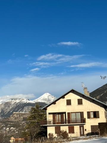 Villa Le Rocher Villar-Saint-Pancrace Exteriör bild
